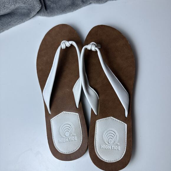 High Tide Sandals Flip Flops White Strappy Leather Thong Slide In Casual Size 9 - Picture 3 of 14